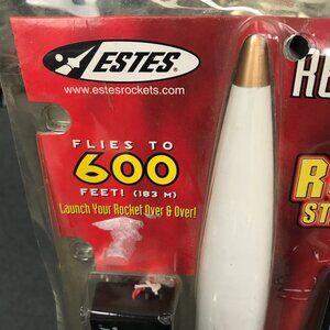 Brand New Estes 2003 Flying Model Rocket Starter Set U.S.A Rocket Model
